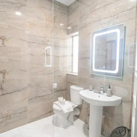 Homey 1br In Tarxien With Sofa Bed & Ac