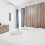 Homey 1br In Tarxien With Sofa Bed & Ac Apartamento