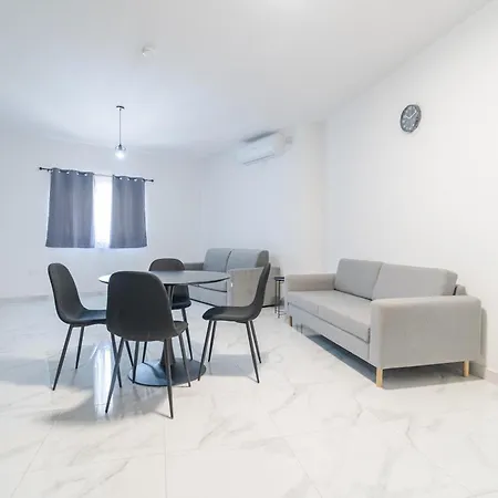 Homey 1br In Tarxien With Sofa Bed & Ac Apartament Żabbar