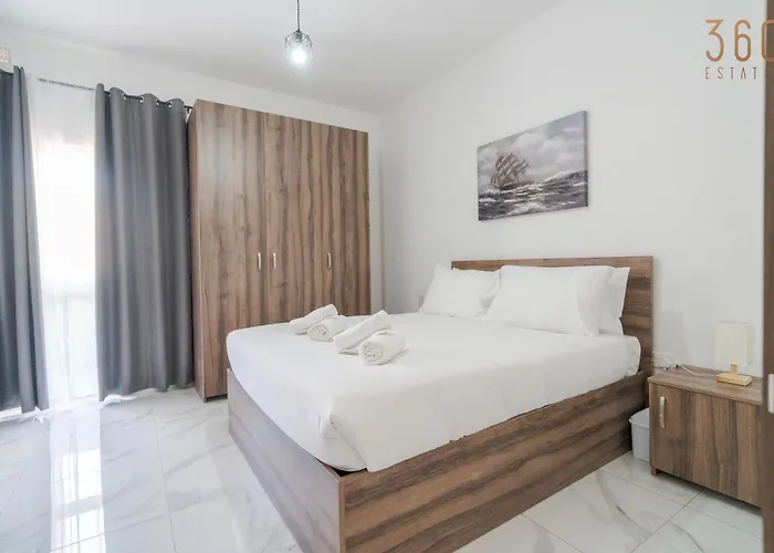 Homey 1br In Tarxien With Sofa Bed & Ac Lejlighed *